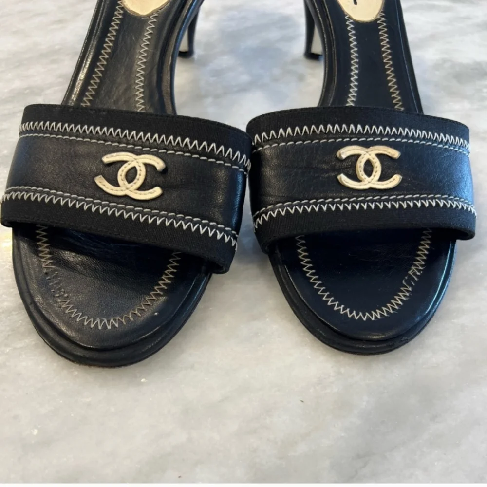 CHANEL Black Open-Toe Heeled Slide Sandals with Logo